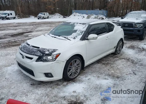 2011 Scion Tc from USA, damaged, VIN JTKJF5C77B3002962